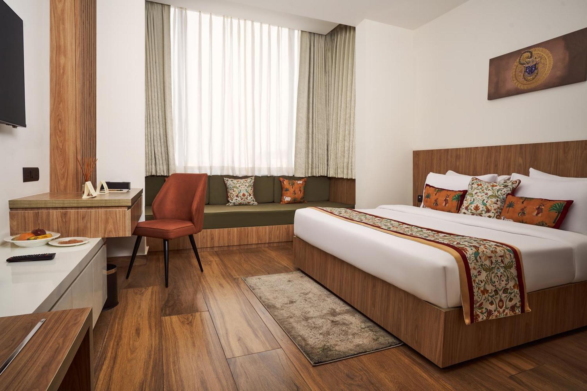 Triptam Vrindavan Luaran gambar